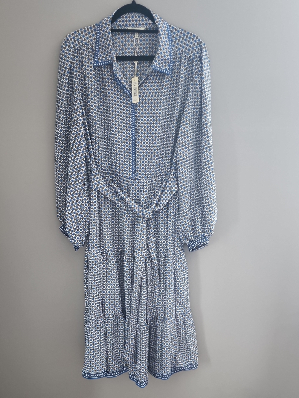 Max Studio Blue and White Printed Long-Sleeve Dress